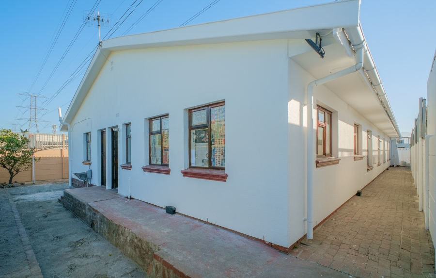 4 Bedroom Property for Sale in Gatesville Western Cape